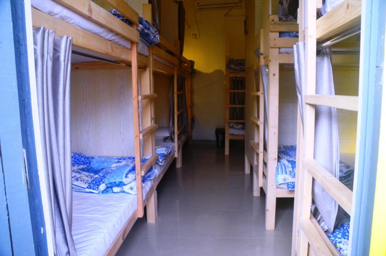 Salaam Namastey Backpackers Hostel Mumbai Bagian luar foto