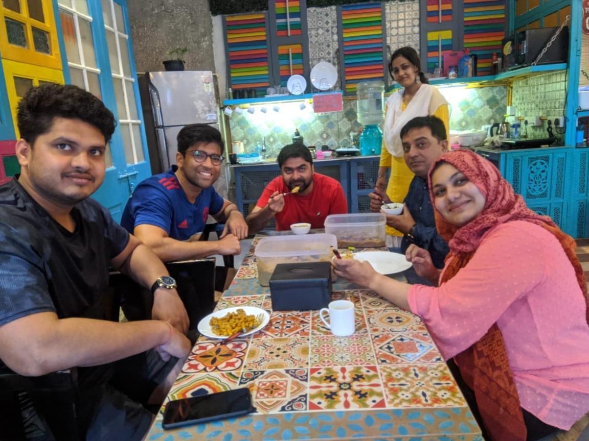 Salaam Namastey Backpackers Hostel Mumbai Bagian luar foto